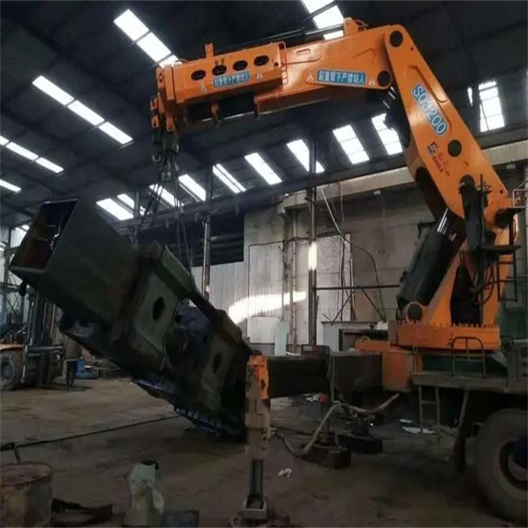 贡井折臂吊出租怎么收费