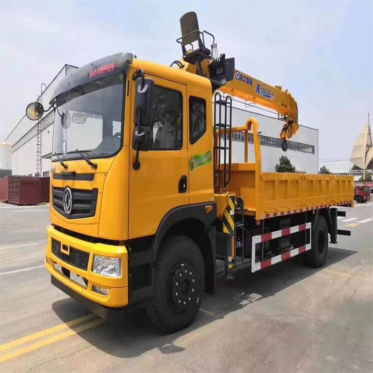 贡井附近找一辆随车吊出租