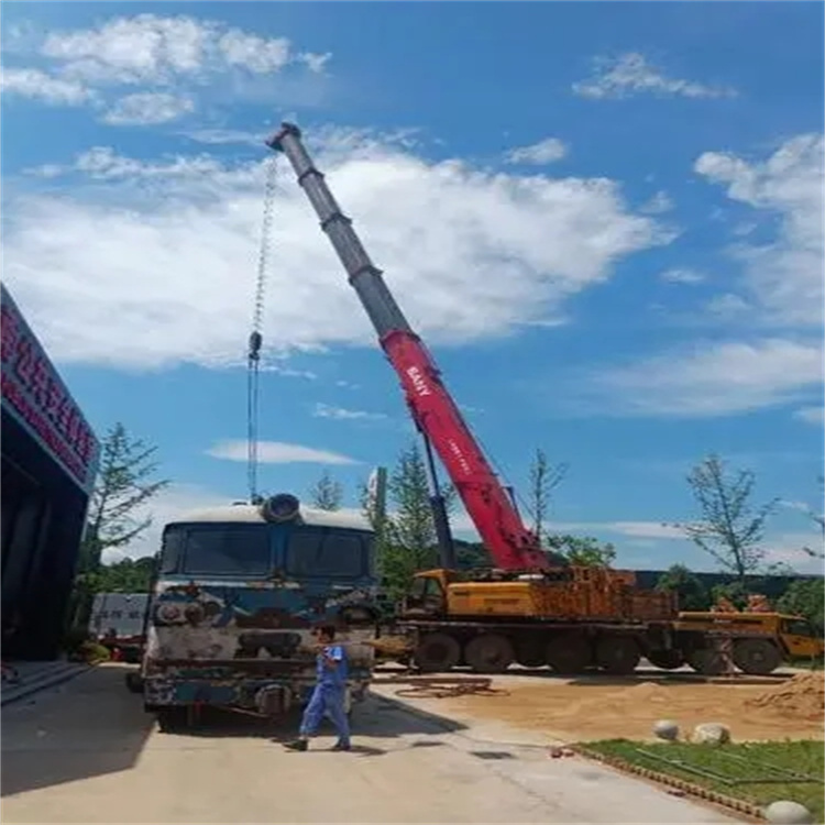 贡井吊车出租｜16吨汽车吊｜工地吊装/设备吊运｜灵活调度_专业团队